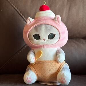 NWT Mofusand with Ice Cream 11” Plushie